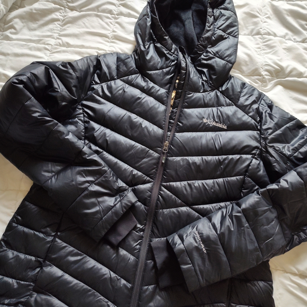 Columbia Black Quilted Puffer Jacket with Hood